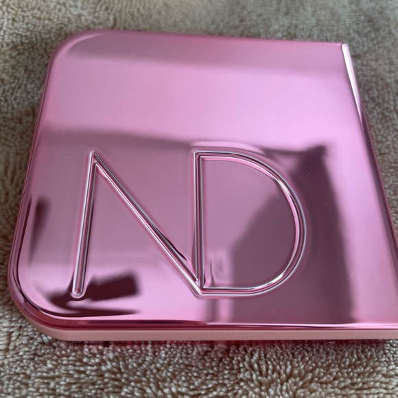 Natasha Danona HY-BLUSH CLOUDY CREAM CHEEK DUO Fresh Mauve - Picture 14 of 16